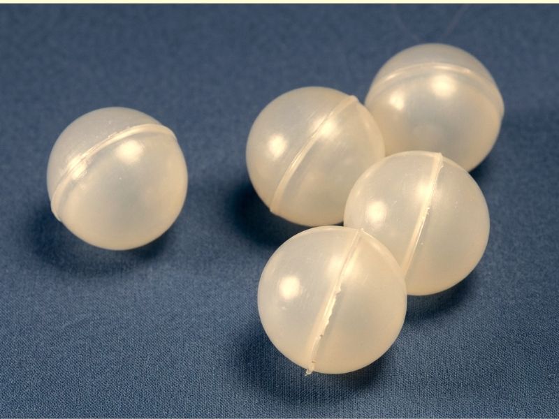 Plastic hollow floating ball random packing for scrubbers and water treatment