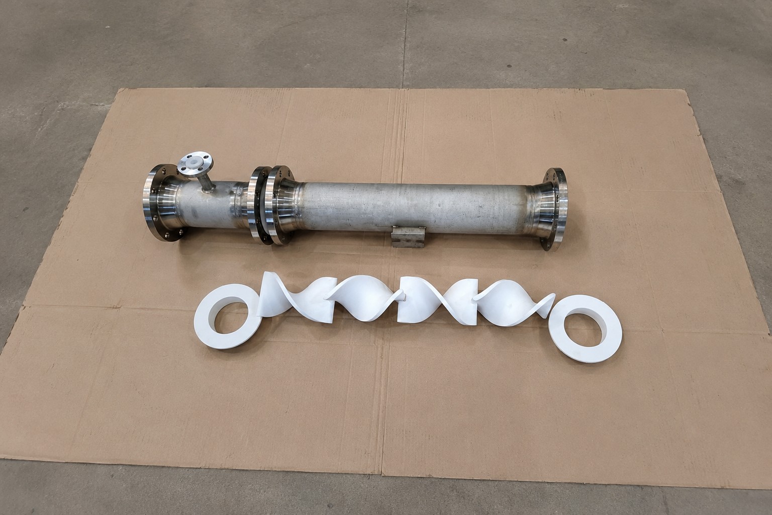 Static mixer inline element for process fluid blending with no moving parts
